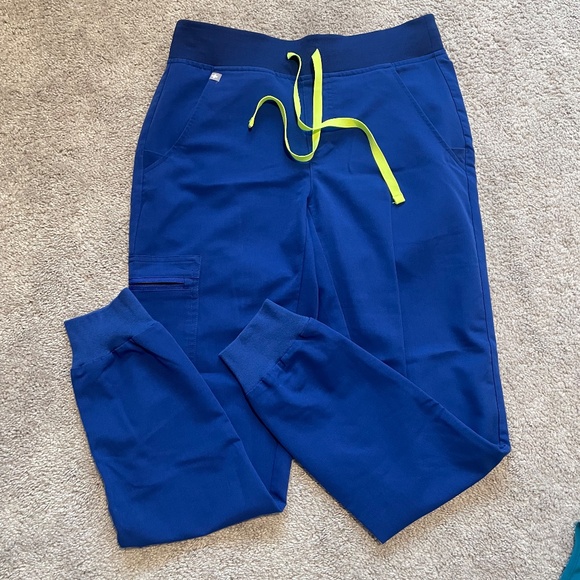 FIGS Zamora Jogger Scrub Pants - Electric Blue - Picture 2 of 3